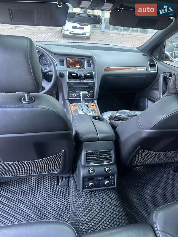 Внедорожник / Кроссовер Audi Q7 2010 в Львове фото 4 Внедорожник / Кроссовер Audi Q7 2010 в Львове