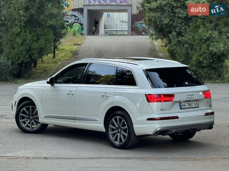 Позашляховик / Кросовер Audi Q7 2016 в Києві фото 5 Позашляховик / Кросовер Audi Q7 2016 в Києві