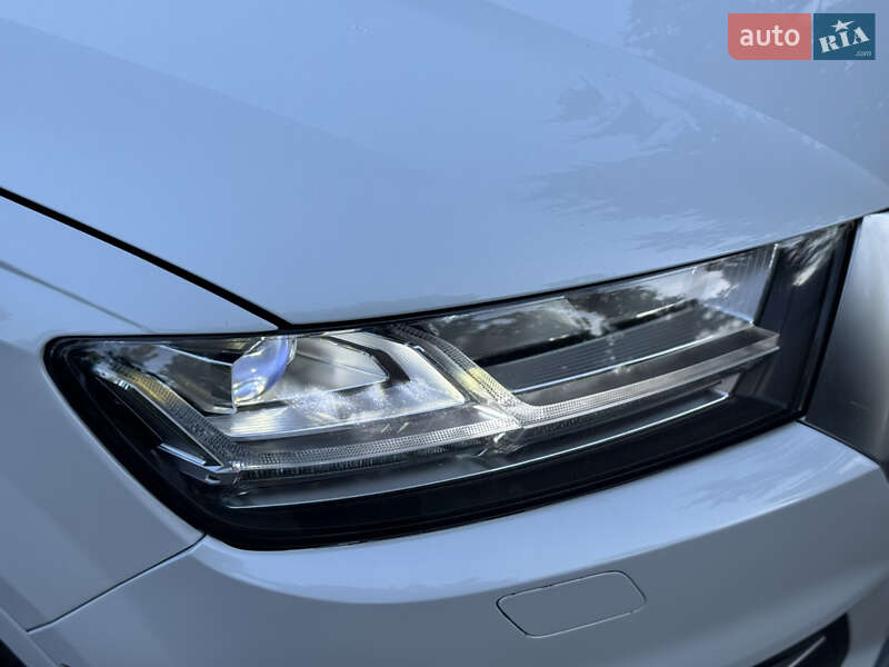 Позашляховик / Кросовер Audi Q7 2016 в Києві фото 31 Позашляховик / Кросовер Audi Q7 2016 в Києві