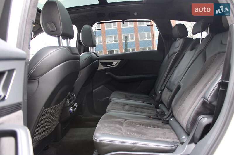 Внедорожник / Кроссовер Audi Q7 2016 в Луцке фото 15 Внедорожник / Кроссовер Audi Q7 2016 в Луцке