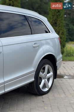 Внедорожник / Кроссовер Audi Q7 2011 в 