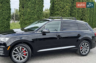 Позашляховик / Кросовер Audi Q7 2017 в 