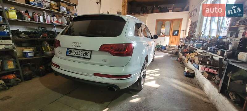 Внедорожник / Кроссовер Audi Q7 2013 в Сумах