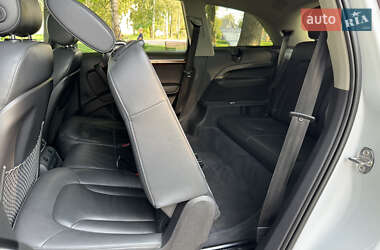 Позашляховик / Кросовер Audi Q7 2012 в 
