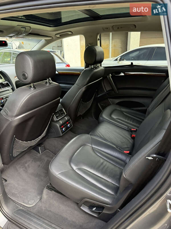 Внедорожник / Кроссовер Audi Q7 2013 в Харькове