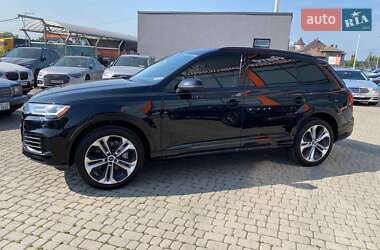 Внедорожник / Кроссовер Audi Q7 2019 в 