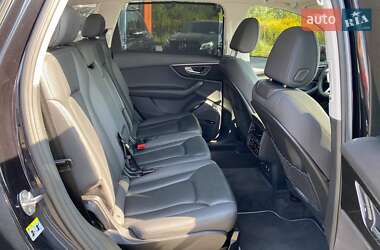 Внедорожник / Кроссовер Audi Q7 2019 в 