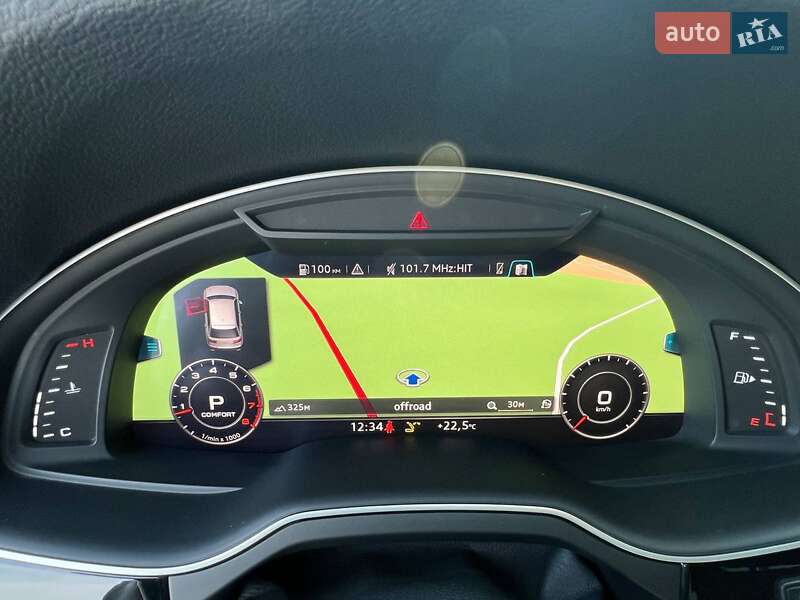 Позашляховик / Кросовер Audi Q7 2017 в Львові
