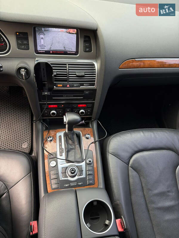 Внедорожник / Кроссовер Audi Q7 2014 в Черкассах