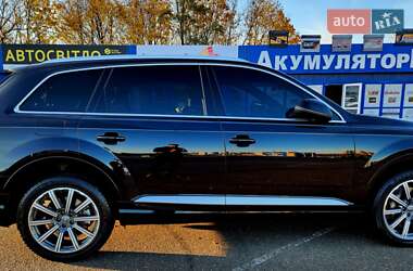 Внедорожник / Кроссовер Audi Q7 2017 в 