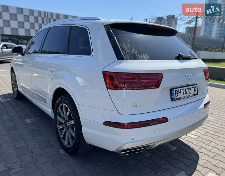 Внедорожник / Кроссовер Audi Q7 2016 в Одессе