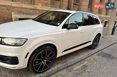 Позашляховик / Кросовер Audi Q7 2019 в Чернівцях