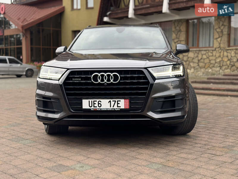 Внедорожник / Кроссовер Audi Q7 2018 в Яремче