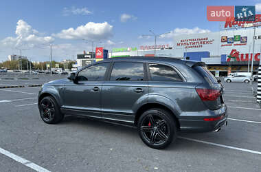 Позашляховик / Кросовер Audi Q7 2014 в 