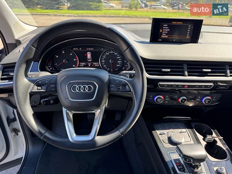 Внедорожник / Кроссовер Audi Q7 2018 в Киеве