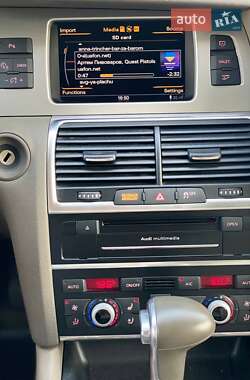 Внедорожник / Кроссовер Audi Q7 2013 в 