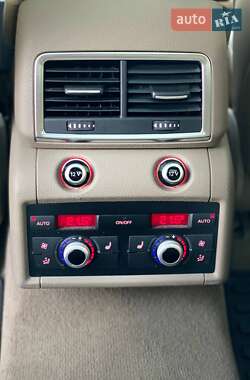 Внедорожник / Кроссовер Audi Q7 2013 в 