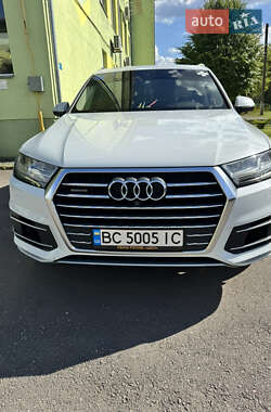 Внедорожник / Кроссовер Audi Q7 2016 в Дрогобыче