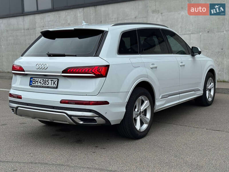 Внедорожник / Кроссовер Audi Q7 2022 в Киеве фото 11 Внедорожник / Кроссовер Audi Q7 2022 в Киеве