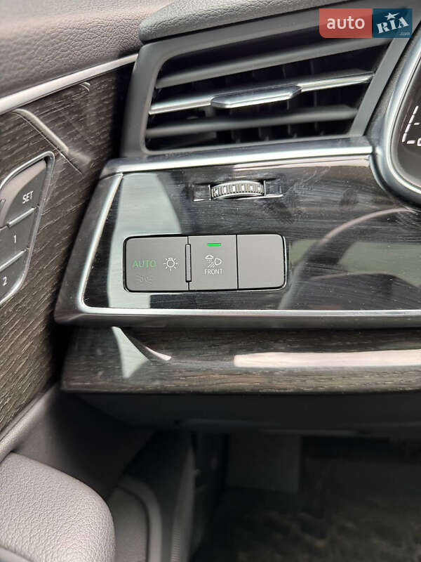 Внедорожник / Кроссовер Audi Q7 2022 в Киеве фото 31 Внедорожник / Кроссовер Audi Q7 2022 в Киеве