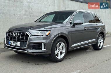 Позашляховик / Кросовер Audi Q7 2020 в Києві