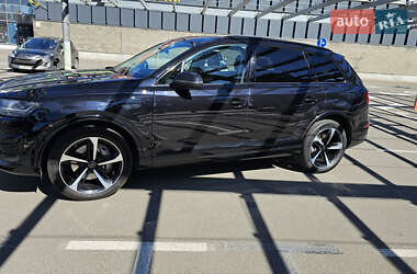 Внедорожник / Кроссовер Audi Q7 2018 в 