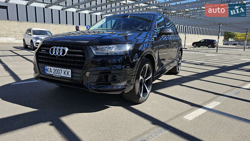 Позашляховик / Кросовер Audi Q7 2018 в Обухові