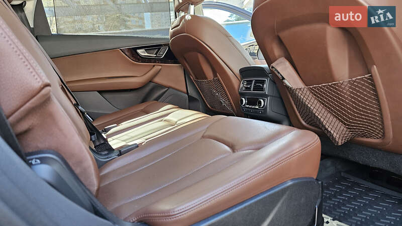 Позашляховик / Кросовер Audi Q7 2018 в Обухові