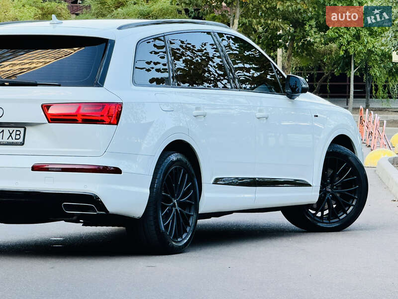 Внедорожник / Кроссовер Audi Q7 2016 в Одессе фото 14 Внедорожник / Кроссовер Audi Q7 2016 в Одессе
