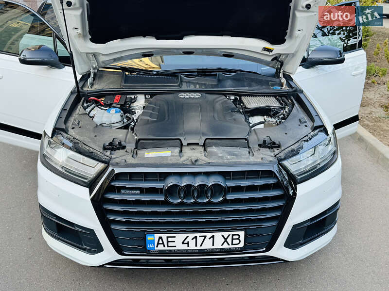 Внедорожник / Кроссовер Audi Q7 2016 в Одессе фото 85 Внедорожник / Кроссовер Audi Q7 2016 в Одессе