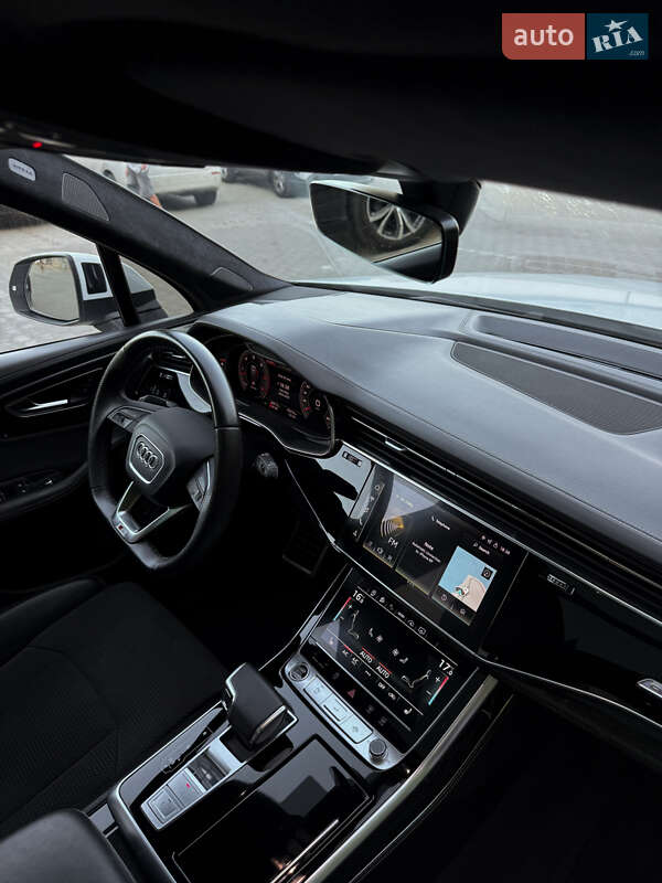 Позашляховик / Кросовер Audi Q7 2021 в Одесі