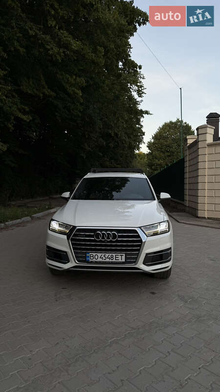 Позашляховик / Кросовер Audi Q7 2015 в Тернополі