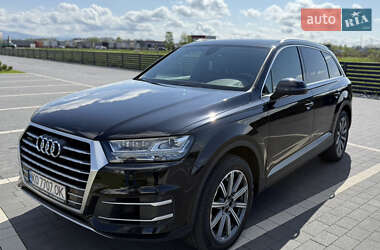 Позашляховик / Кросовер Audi Q7 2018 в Мукачевому