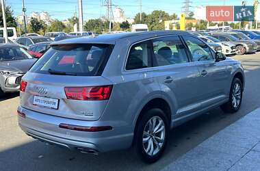 Внедорожник / Кроссовер Audi Q7 2018 в 