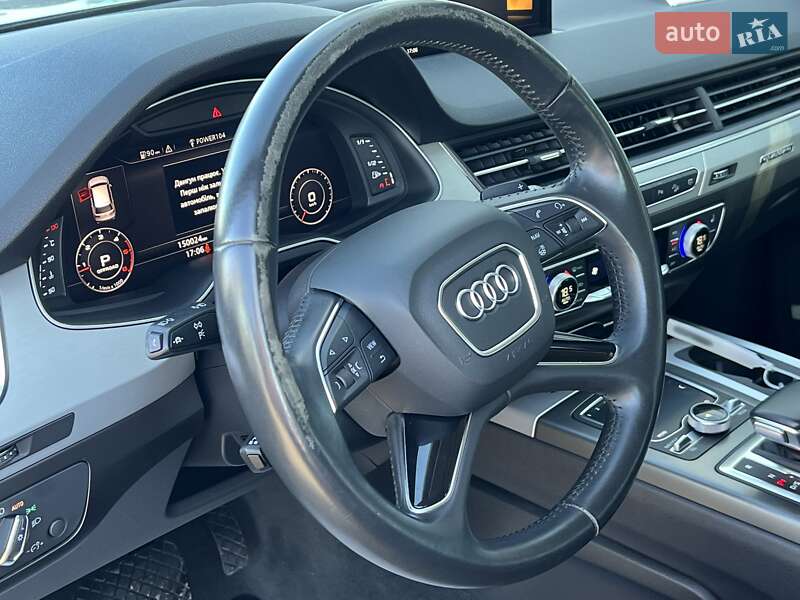Позашляховик / Кросовер Audi Q7 2018 в Києві фото 15 Позашляховик / Кросовер Audi Q7 2018 в Києві