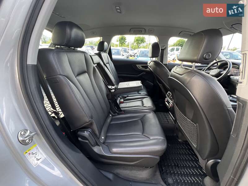 Позашляховик / Кросовер Audi Q7 2018 в Києві фото 44 Позашляховик / Кросовер Audi Q7 2018 в Києві