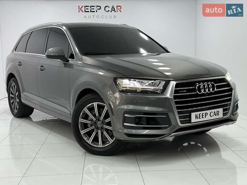 Позашляховик / Кросовер Audi Q7 2017 в Одесі