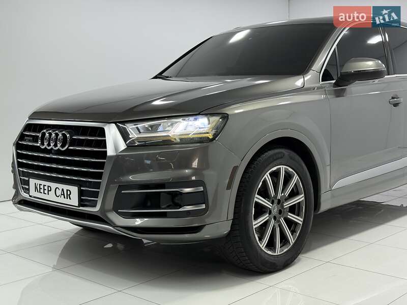 Позашляховик / Кросовер Audi Q7 2017 в Одесі
