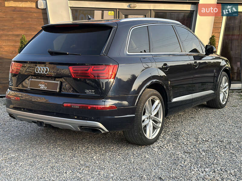 Позашляховик / Кросовер Audi Q7 2016 в Івано-Франківську