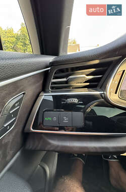 Позашляховик / Кросовер Audi Q7 2019 в 