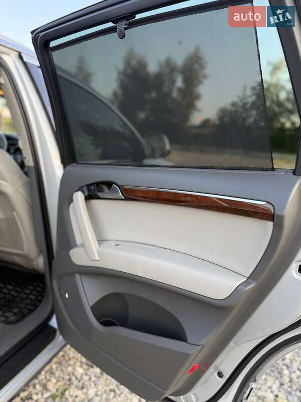 Позашляховик / Кросовер Audi Q7 2012 в Тернополі
