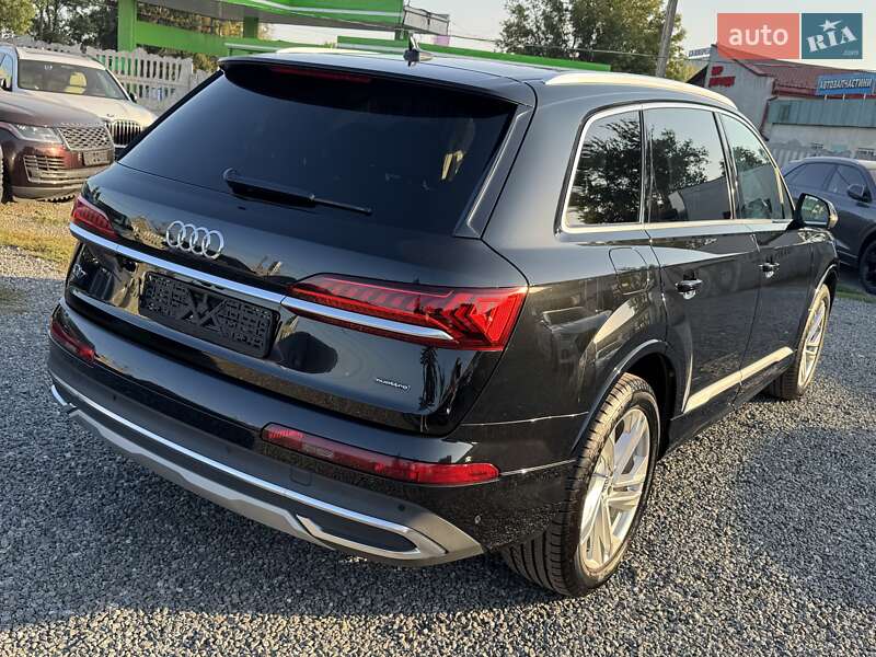 Позашляховик / Кросовер Audi Q7 2022 в Тернополі