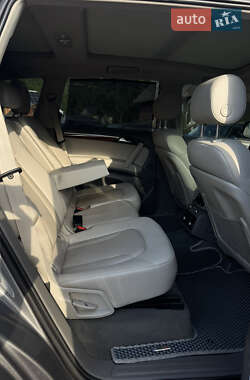 Внедорожник / Кроссовер Audi Q7 2013 в 