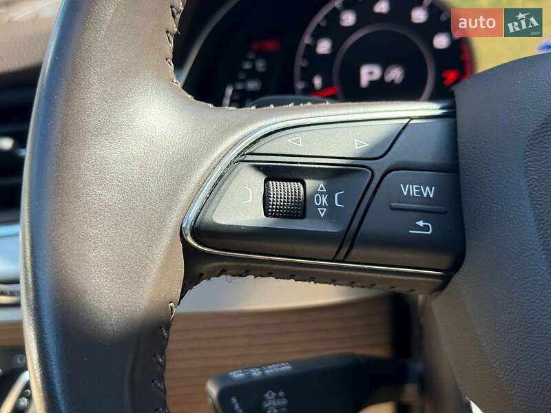 Внедорожник / Кроссовер Audi Q7 2017 в Ровно