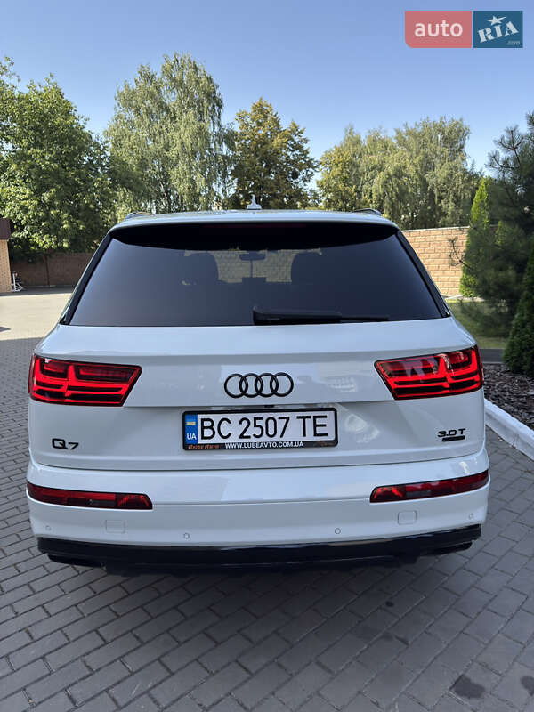 Позашляховик / Кросовер Audi Q7 2016 в Луцьку фото 14 Позашляховик / Кросовер Audi Q7 2016 в Луцьку