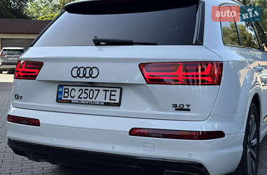 Внедорожник / Кроссовер Audi Q7 2016 в Луцке