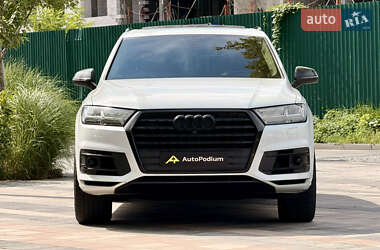 Внедорожник / Кроссовер Audi Q7 2018 в Киеве