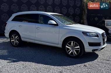 Позашляховик / Кросовер Audi Q7 2013 в 