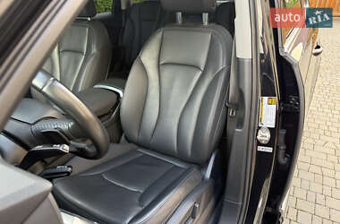 Позашляховик / Кросовер Audi Q7 2020 в 