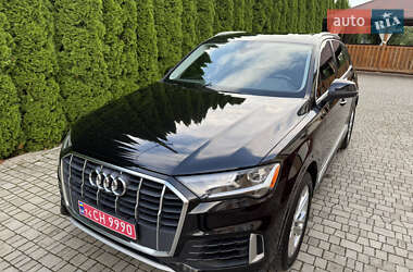 Позашляховик / Кросовер Audi Q7 2020 в 